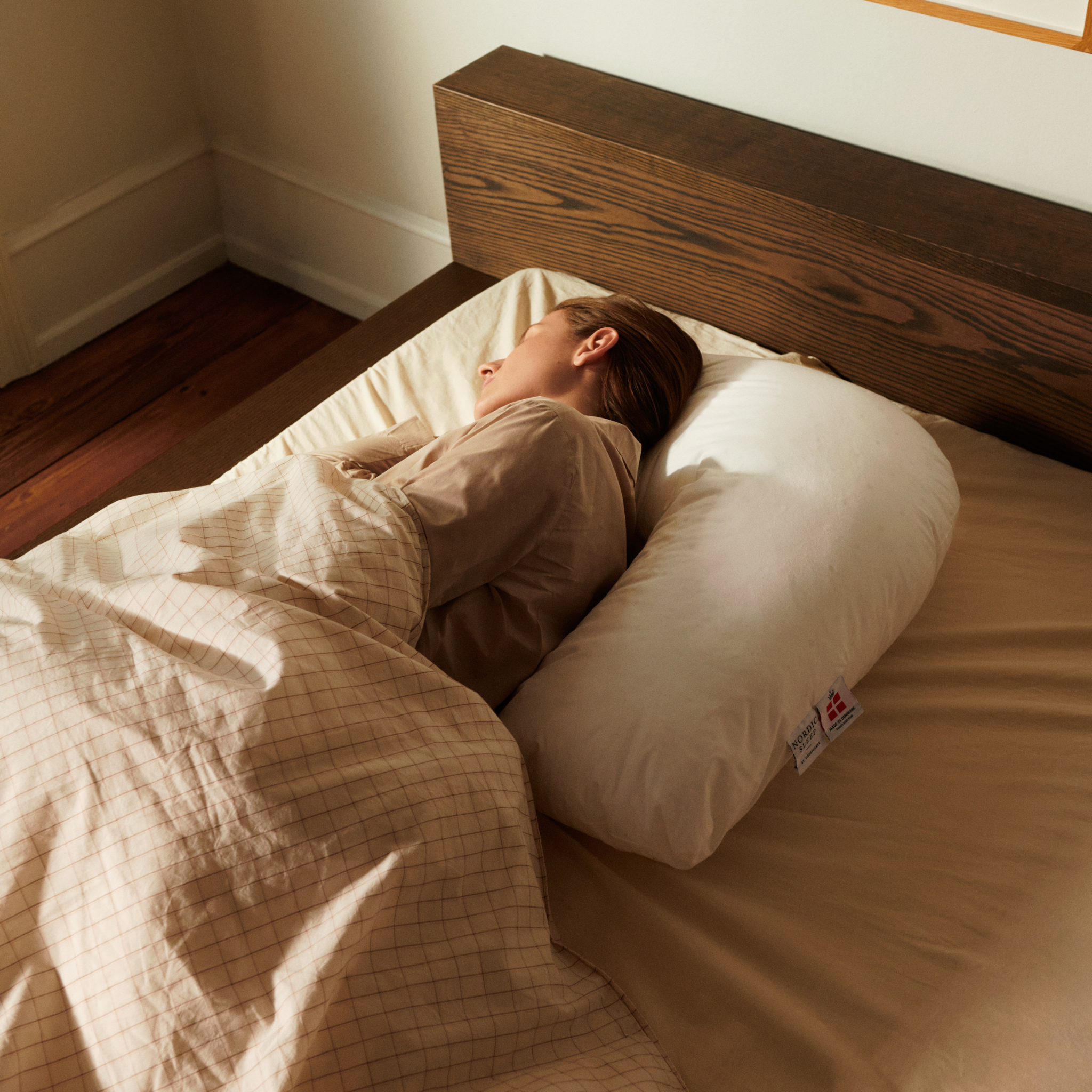 SideSleeper Pillow incl. cover - White